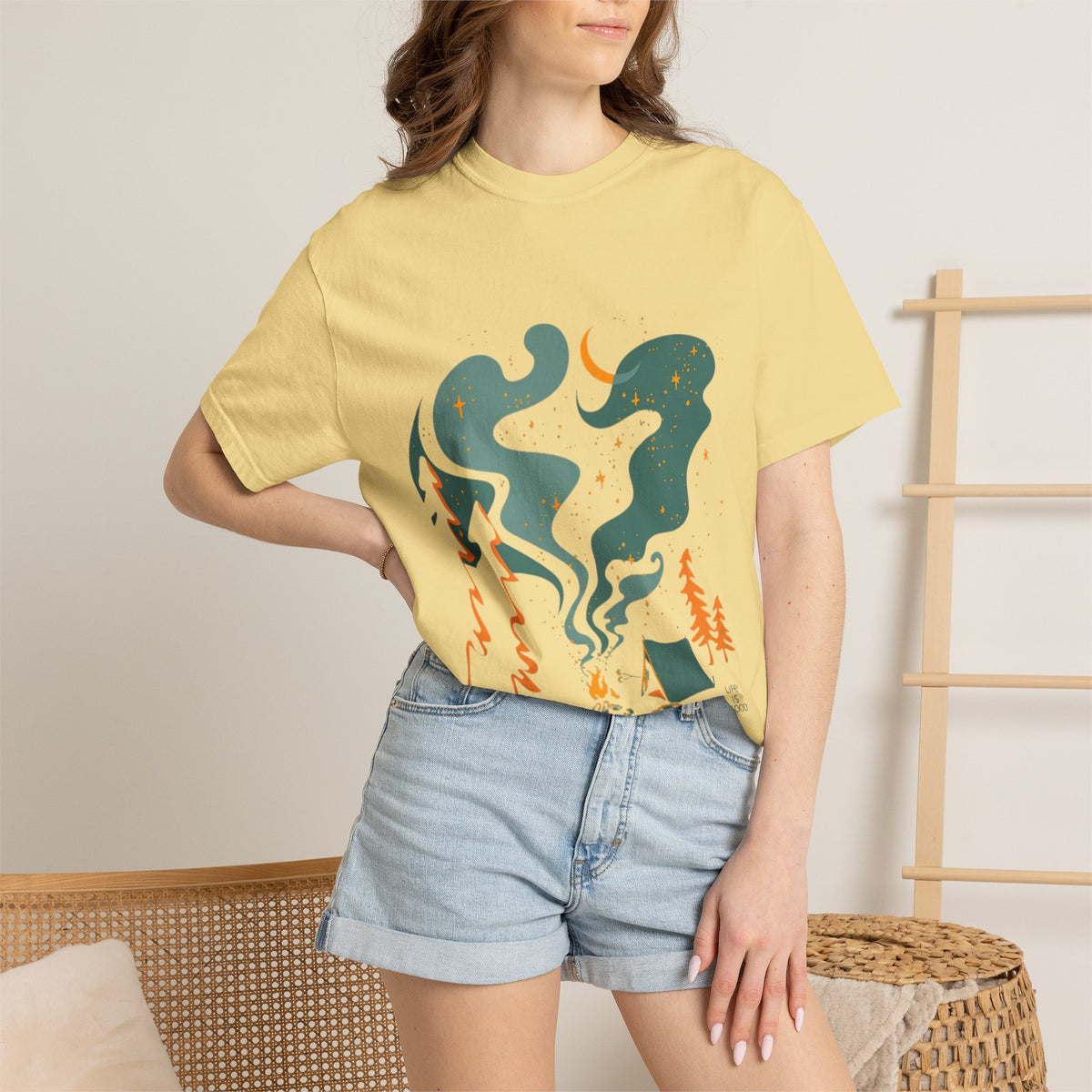 Wild and Free Bubble Letter Graphic Tee