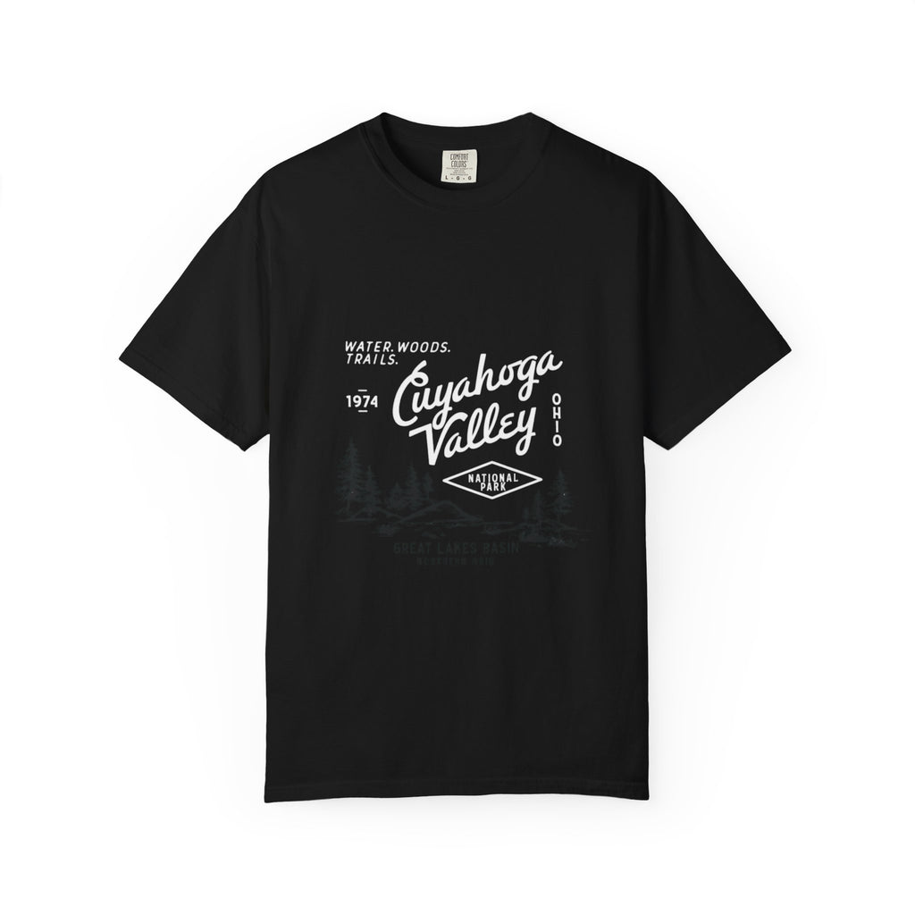 Golden Paw Print Wildlife Graphic Tee